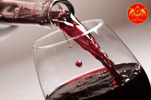 Rượu Vang Đỏ Có Tác Dụng Gì Với Chị Em Phụ Nữ
