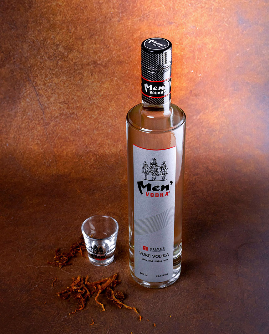 Mens Vodka 300 Ml Nồng Độ 29,5% Vol