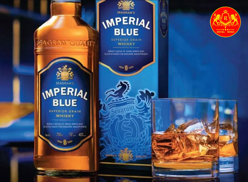 Rượu Imperial Blue Whisky Có Giá Thành Rất Phải Chăng