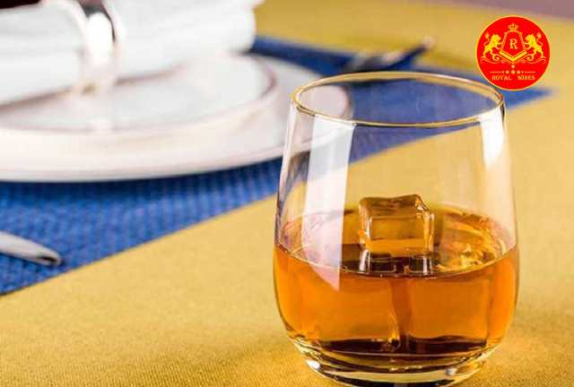 Ly uống rượu Whisky Luminarc Cognac