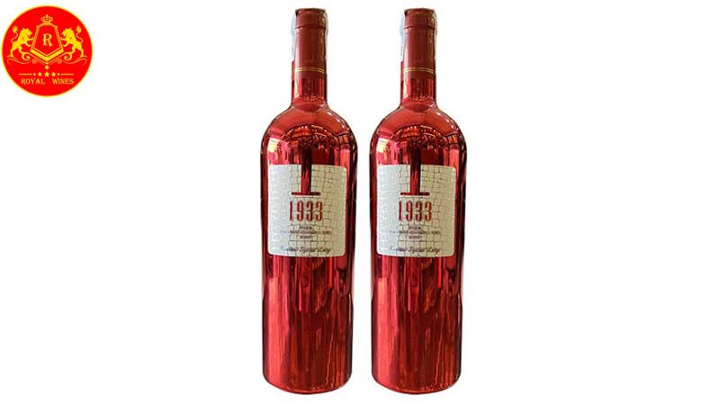 Tìm hiểu về rượu vang Ý 1933 nhập khẩu và giá bán
