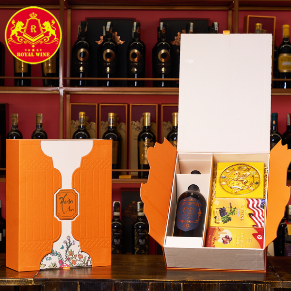 Thành phần bên trong hộp quà tặng QT7.3